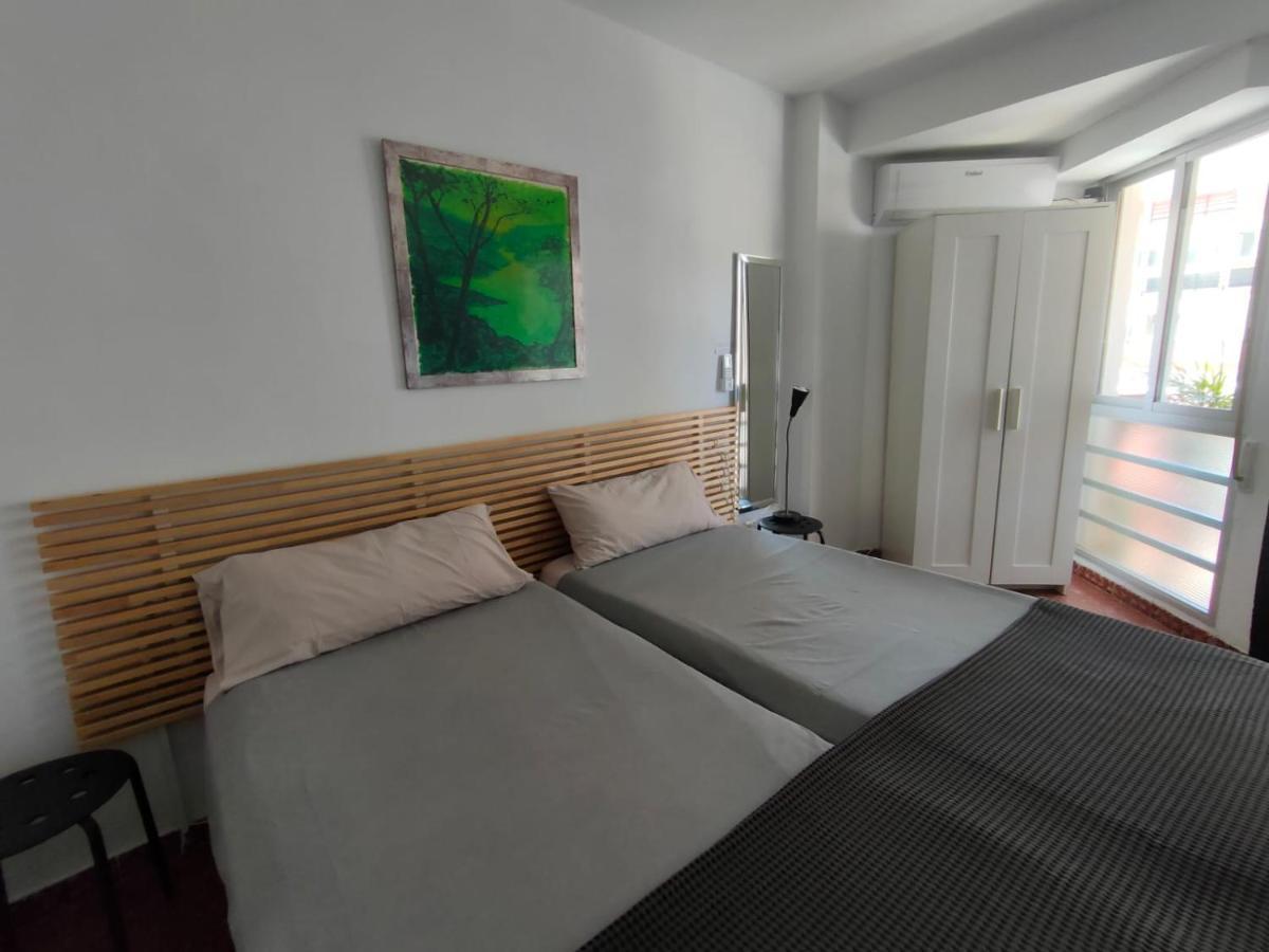 Flat2 Studio 150M From The Beach With Pool トレ・デル・マール エクステリア 写真